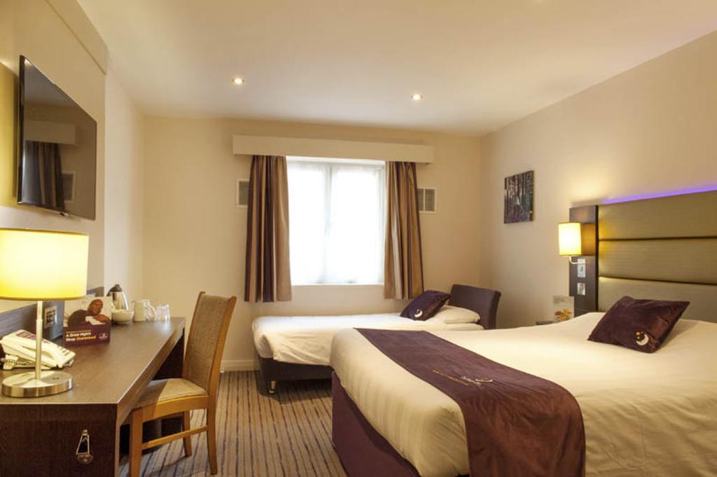 Premier Inn Edinburgh A1 - マッセルバーグ エクステリア 写真