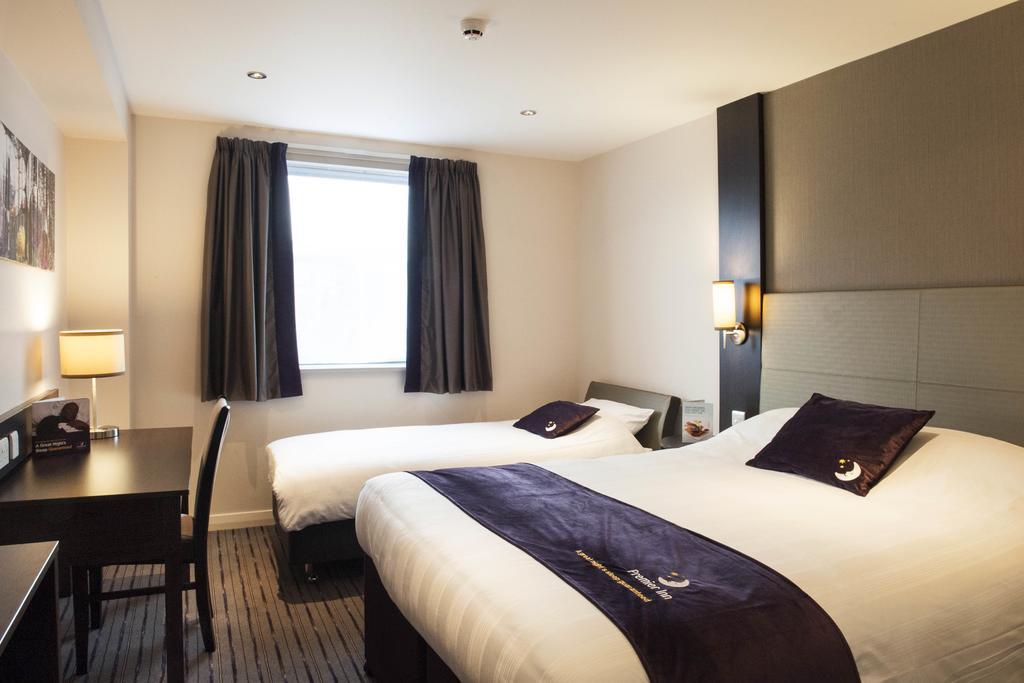 Premier Inn Edinburgh A1 - マッセルバーグ エクステリア 写真