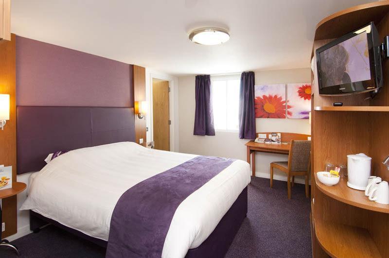 Premier Inn Edinburgh A1 - マッセルバーグ エクステリア 写真