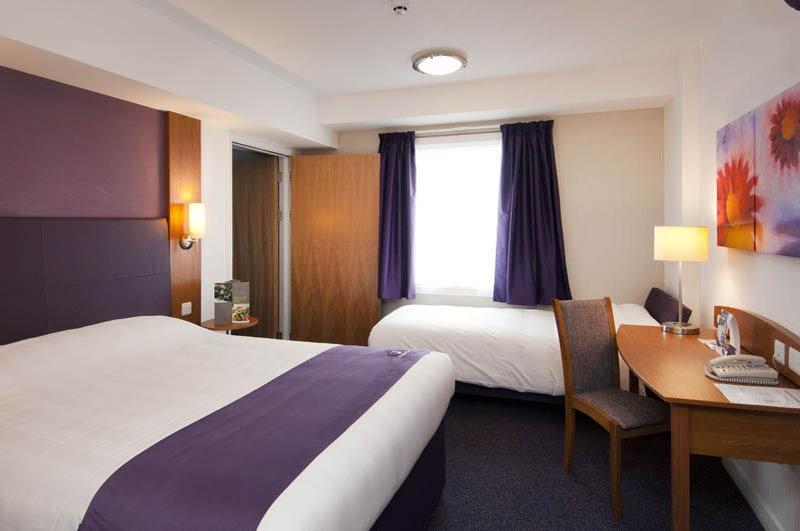 Premier Inn Edinburgh A1 - マッセルバーグ エクステリア 写真